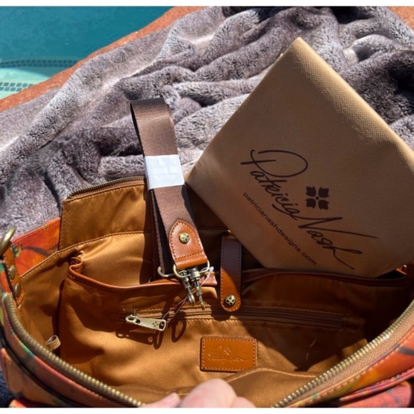 Gorgeous Patricia Nash SORLANA Floral Travel Tote Multi Print New with Tags - Picture 3 of 10